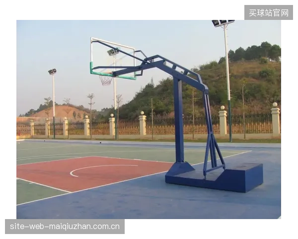 生命周期成本测算：一座标准篮球馆采用无缝地面，每年可节省因填缝胶老化、破损、重灌等维护费用超过30万元
